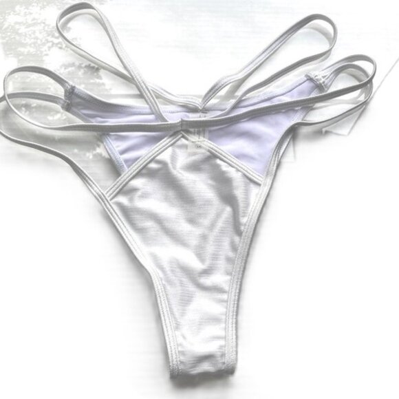 G-String Panties White Shimmery NWOT Womens 1X - Picture 1 of 9